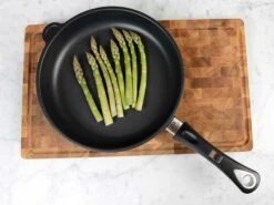 AMT Stegepande, 32 Cm 7 AMT Stegepande, 32 Cm -Køkkenudstyr Butik amt frying pan 20 cm 1 1