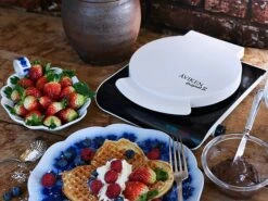 Ding Dong Original Vaffeljern 6 Ding Dong Original Vaffeljern -Køkkenudstyr Butik aviken waffle iron white simple ding dong 2