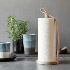 Hands On Køkkenrulleholder, Egetræ -Køkkenudstyr Butik by wirth hands on kkkenrulleholder egetr 6