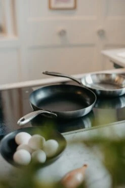 Mathias Dahlgren Stegepande, 28 Cm 5 Mathias Dahlgren Stegepande, 28 Cm -Køkkenudstyr Butik culimat mathias dahlgren stegepande 8