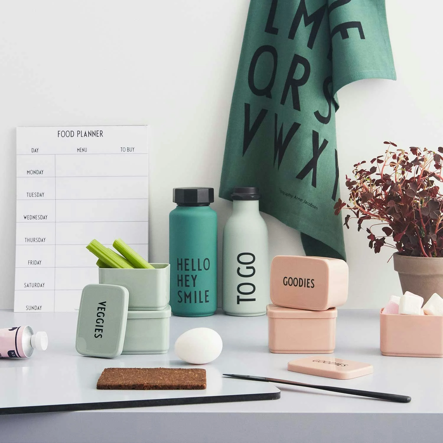 Design Letters Snack Boks, Grøn 4 Design Letters Snack Boks, Grøn - Billede 4