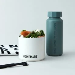 Design Letters Thermo Madkasse Large, Dusty Green -Køkkenudstyr Butik design letters thermo madkasse large 12