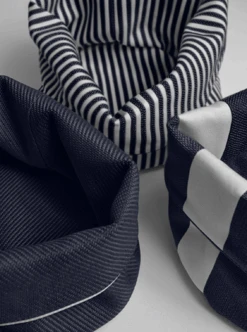 Narrow Stripe Brødkurv 19x20 Cm, Marineblå -Køkkenudstyr Butik diyti narrow stripe bread basket 19x20 cm 4