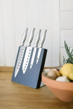 Dorre Hugo Knivblok 7 Dorre Hugo Knivblok -Køkkenudstyr Butik dorre hugo black knife rack mdf magnet 3