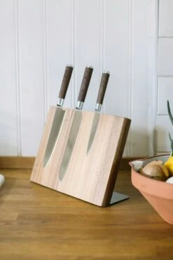 Dorre Hugo XL Knivblok 5 Dorre Hugo XL Knivblok -Køkkenudstyr Butik dorre hugo xl knife rack akacia magnet 2