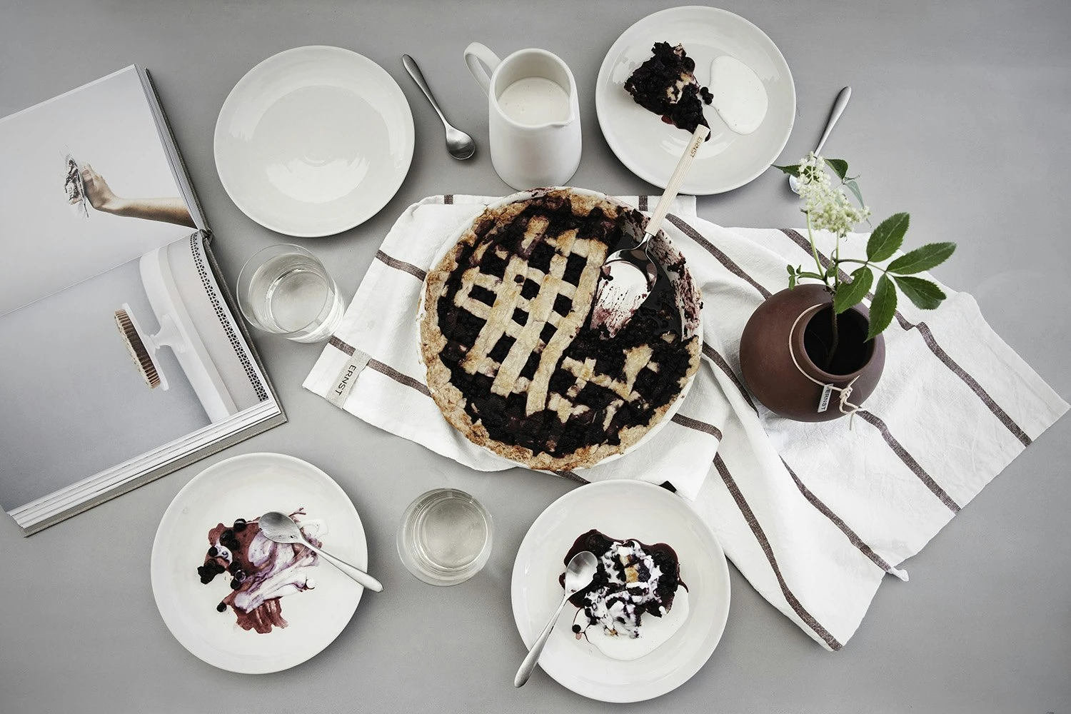 Ernst Stentøj Ovnfast Form, Mørkgrå 2 Ernst Stentøj Ovnfast Form, Mørkgrå - Billede 2