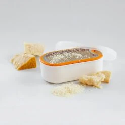 Fiskars Functional Form Rivejern Med Opsamlingsboks Og Låg -Køkkenudstyr Butik fiskars functional form rivejern med opsamlingsboks og lag 1