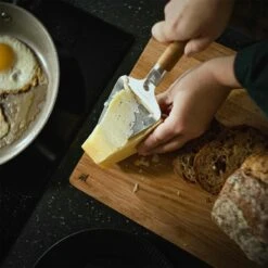 Fiskars Norden Ostehøvl, 20 Cm -Køkkenudstyr Butik fiskars norden ostehvl 20 cm 3