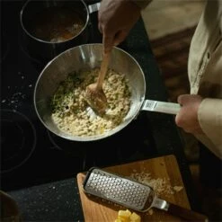 Fiskars Norden Wok Pan Uncoated Stainless Steel, 28 Cm -Køkkenudstyr Butik fiskars norden wok pan uncoated stainless steel 28 cm 5