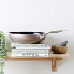 Greenpan Royal Bronze Wok 28 Cm Wokpande Bronze -Køkkenudstyr Butik greenpan royal bronze wok 28 cm 2