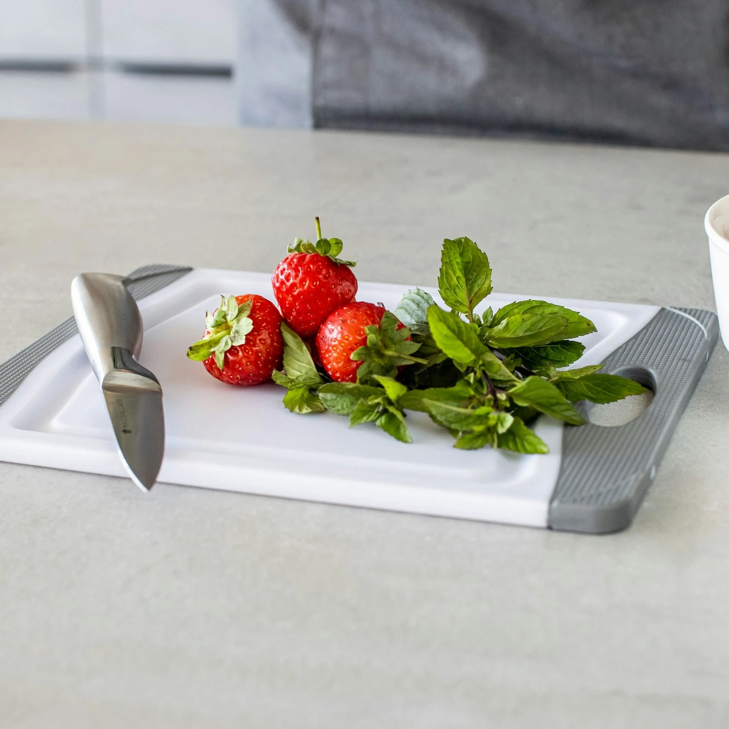 Kitchen Craft MasterClass Antibakterielt Skærebræt, 20,3x25,4 Cm 2 Kitchen Craft MasterClass Antibakterielt Skærebræt, 20,3x25,4 Cm - Billede 2