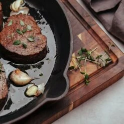 Støbejernspande, Sort 5 Støbejernspande, Sort -Køkkenudstyr Butik mareld cast iron frying pan 2