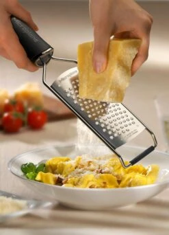 Microplane Gourmet Grater, Stars 5 Microplane Gourmet Grater, Stars -Køkkenudstyr Butik microplane gourmet grater stars 2
