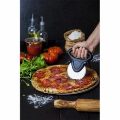 Microplane Pizza Cutter 5 Microplane Pizza Cutter -Køkkenudstyr Butik microplane microplane pizza cutter 2