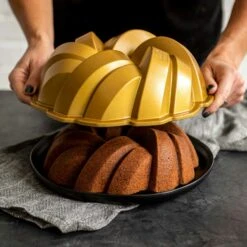 Nordic Ware 75th Anniversary Bageform -Køkkenudstyr Butik nordic ware 75th anniversary braided bundt pan 3