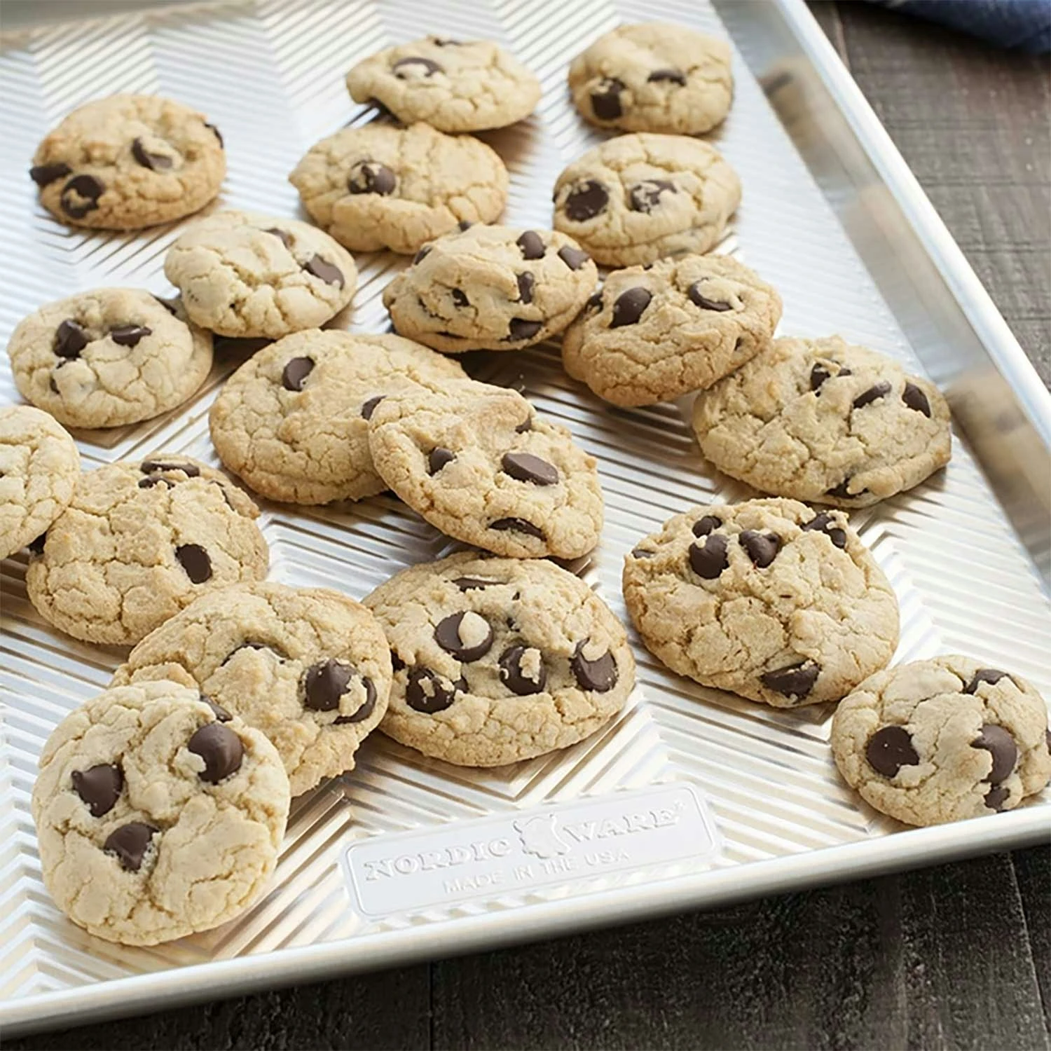 Nordic Ware Prism Jelly Roll Bageform 27x38 Cm 2 Nordic Ware Prism Jelly Roll Bageform 27x38 Cm - Billede 2