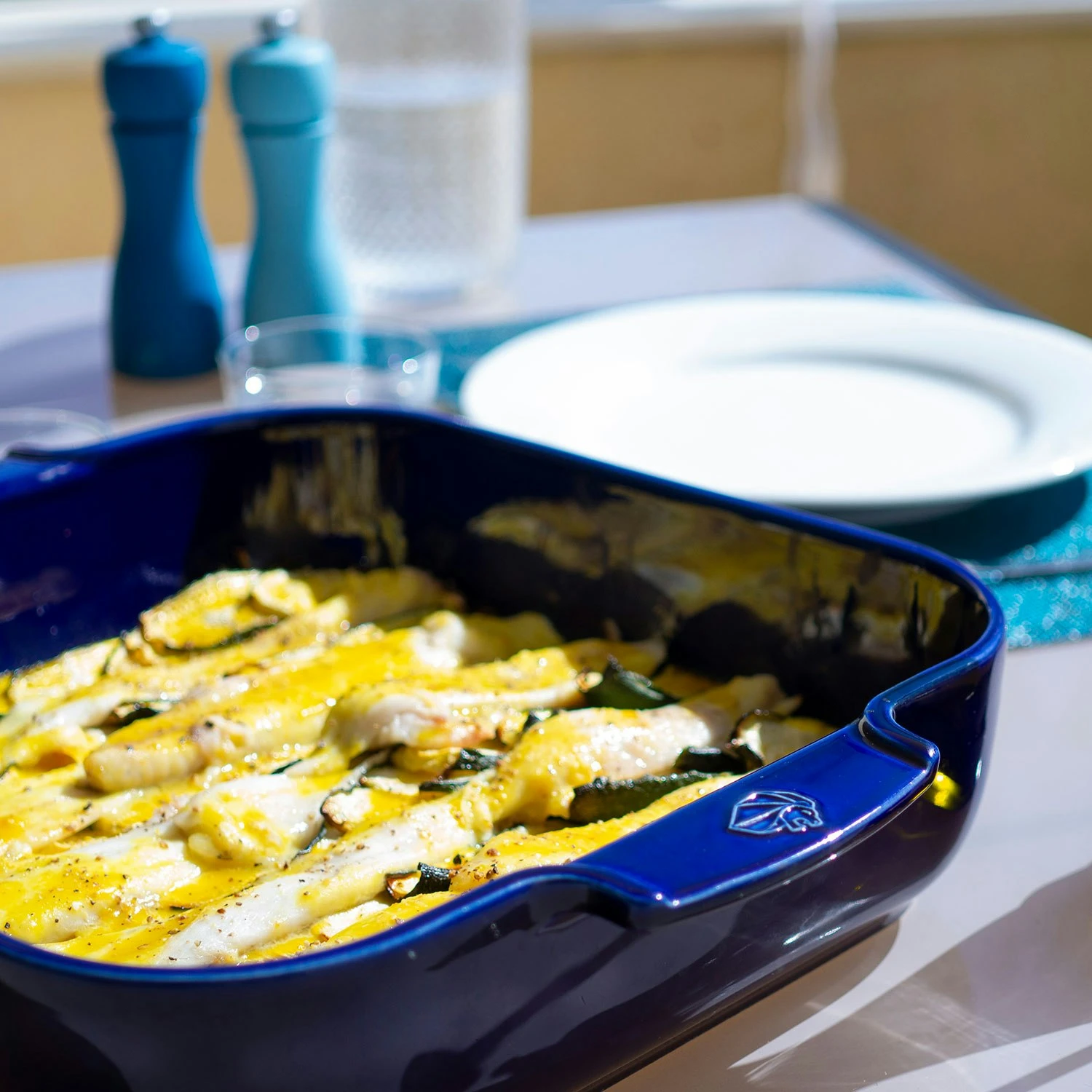 Peugeot Appolia Ovnfast Fad 36x36 Cm, Blåt 2 Peugeot Appolia Ovnfast Fad 36x36 Cm, Blåt - Billede 2