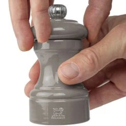 Peugeot Bistro Saltkværn 10 Cm, Taupe Grey 8 Peugeot Bistro Saltkværn 10 Cm, Taupe Grey -Køkkenudstyr Butik peugeot bistro saltkvrn 10 cm 8