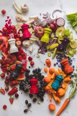 Peugeot Bistro Saltkværn 10 Cm, Taupe Grey 10 Peugeot Bistro Saltkværn 10 Cm, Taupe Grey -Køkkenudstyr Butik peugeot bistrorama salt mill red passion 10 cm 2