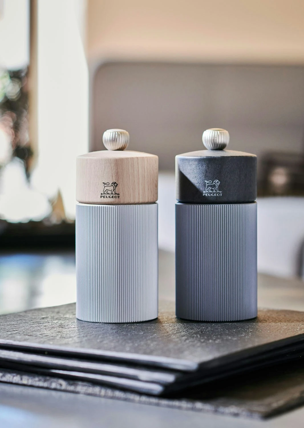 Peugeot Line Saltkværn 12 Cm, Mørkt Træ / Mørkegrå Melange 5 Peugeot Line Saltkværn 12 Cm, Mørkt Træ / Mørkegrå Melange - Billede 5