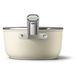 Smeg 50's Style Kasserolle Med Låg 20 Cm, Creme -Køkkenudstyr Butik smeg 50s style kasserolle med lag 20 cm 9