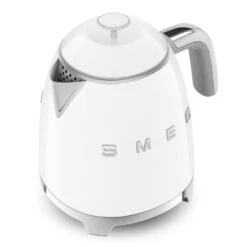 Smeg Mini Elkedel 0,8 L, Hvid -Køkkenudstyr Butik smeg mini elkedel 08 l 174