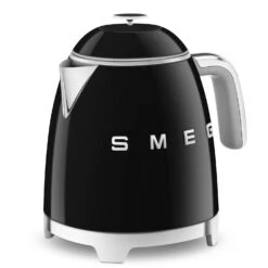 Smeg Mini Elkedel 0,8 L, Sort -Køkkenudstyr Butik smeg mini elkedel 08 l 99