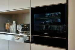 Smeg Brødrister 2 Skiver, Sort -Køkkenudstyr Butik smeg smeg brdrister 2 skiver creme 59