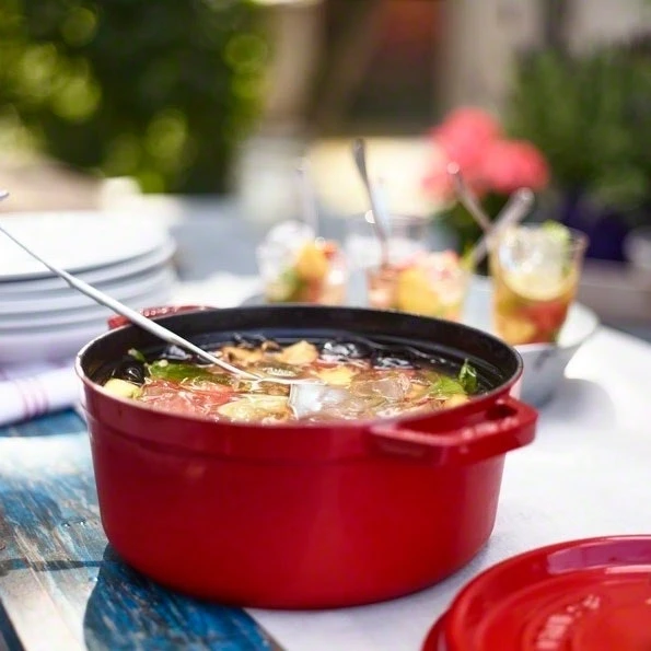 Staub Rund Gryde I Støbejern 8,35 L, Kirsebær 2 Staub Rund Gryde I Støbejern 8,35 L, Kirsebær - Billede 2