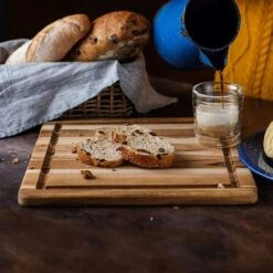 Skærebræt 40,6x28 Cm -Køkkenudstyr Butik teakhaus edge grainessentialcollection boardcutting serving 3